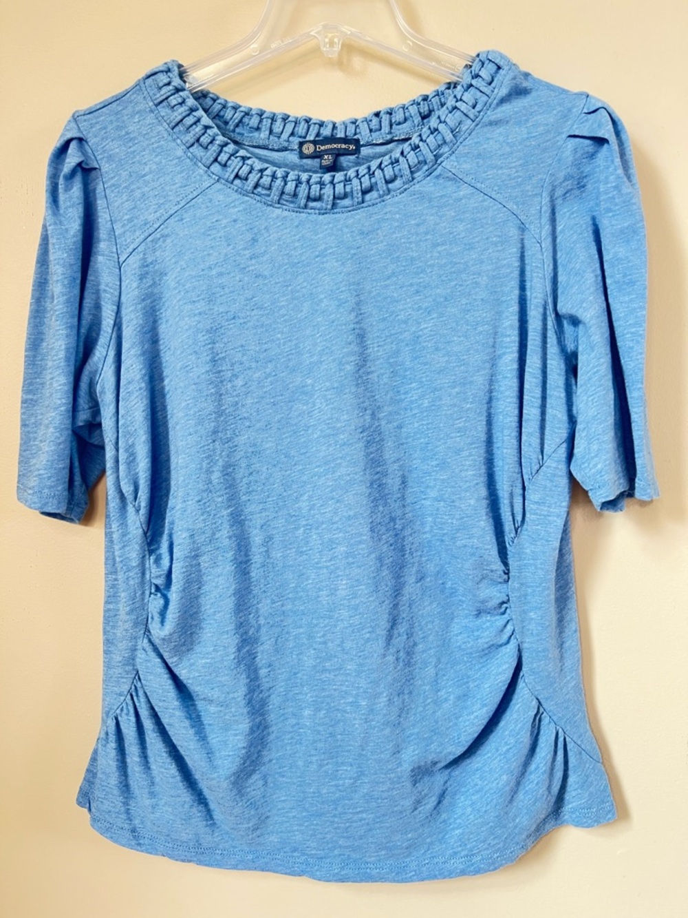 Democracy Light Blue Scoop Neck Short Sleeve Top with Braided Trim SZ XL - Picture 4 of 14